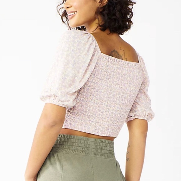 NWT SO cinch front puff sleeve floral top - Picture 2 of 10